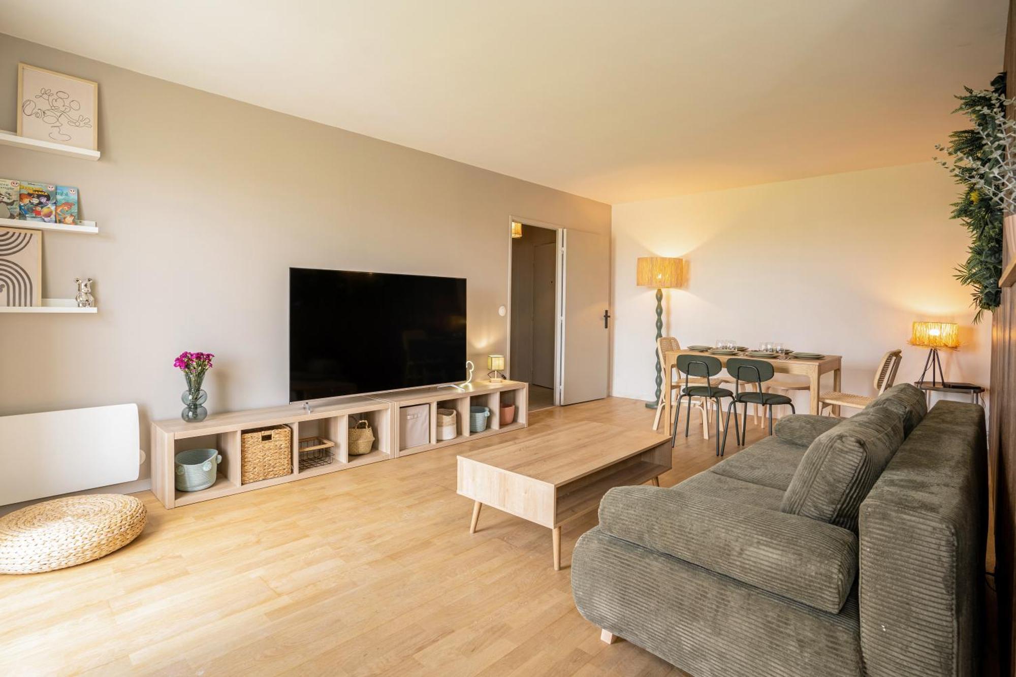 Апартаменти Magic Garden 6 Personnes Parking Prive A 20M Du Rer Серрі Екстер'єр фото